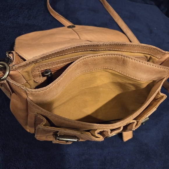 Genuine Leather Tan Leather Crossbody Bag - Picture 5 of 9